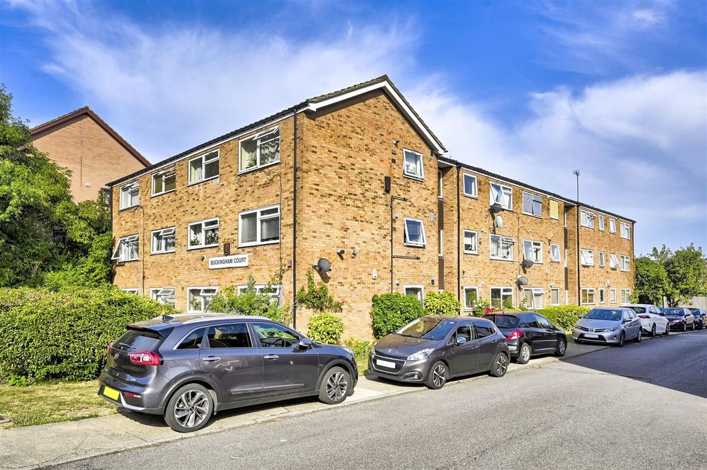 Property photo 1 of 11 Building.Jpg