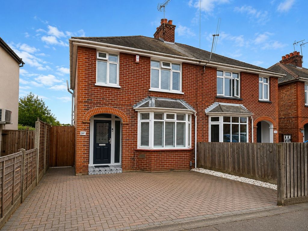 Property photo 1 of 27