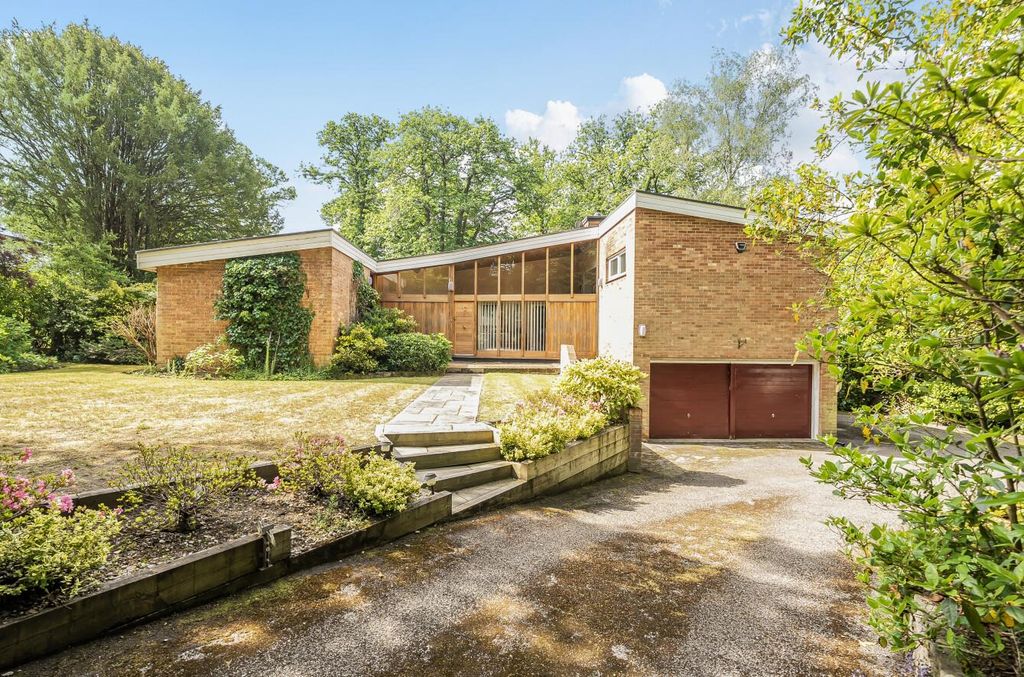 Property photo 1 of 17 1463555-4-6A183B3A9Bfe9.Jpg