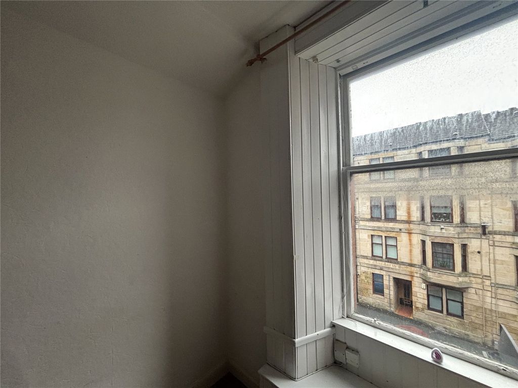 Property photo 3 of 6 Picture No. 02