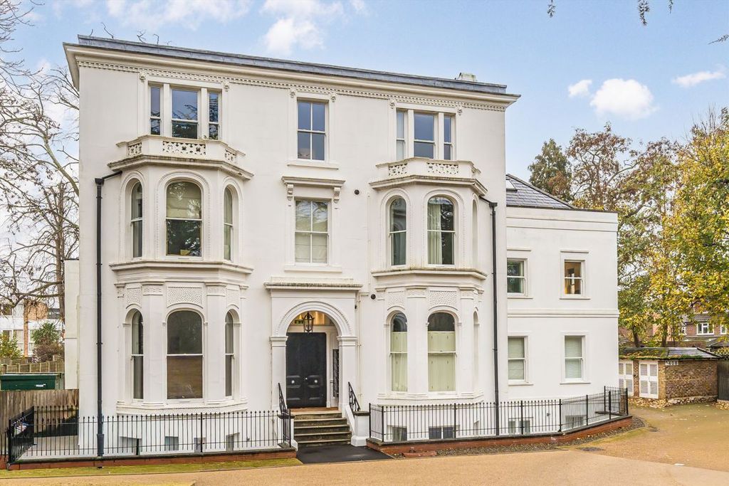 Property photo 1 of 4