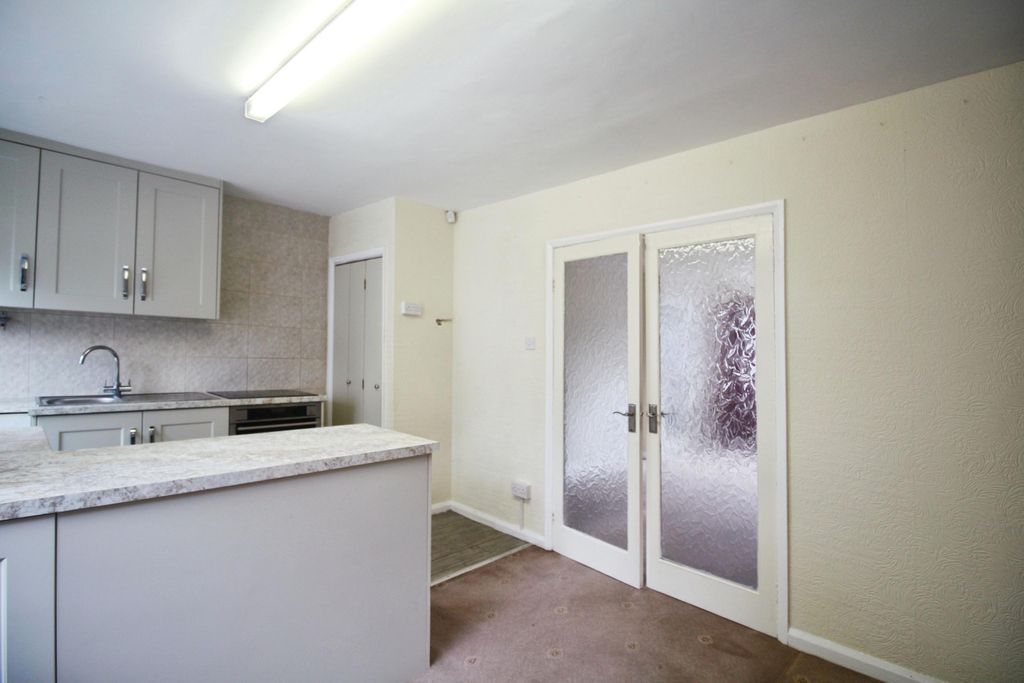 Additional image 9 of 3 bed semi-detached house for saleLeeds Old Road, Heckmondwike WF16