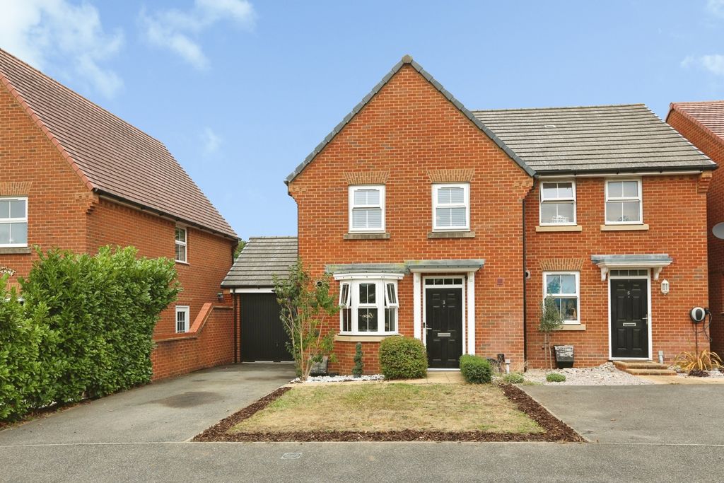Property photo 1 of 17 Pbox-Img.Jpg