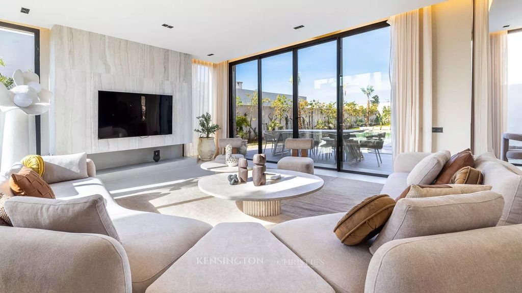 Property photo 3 of 30