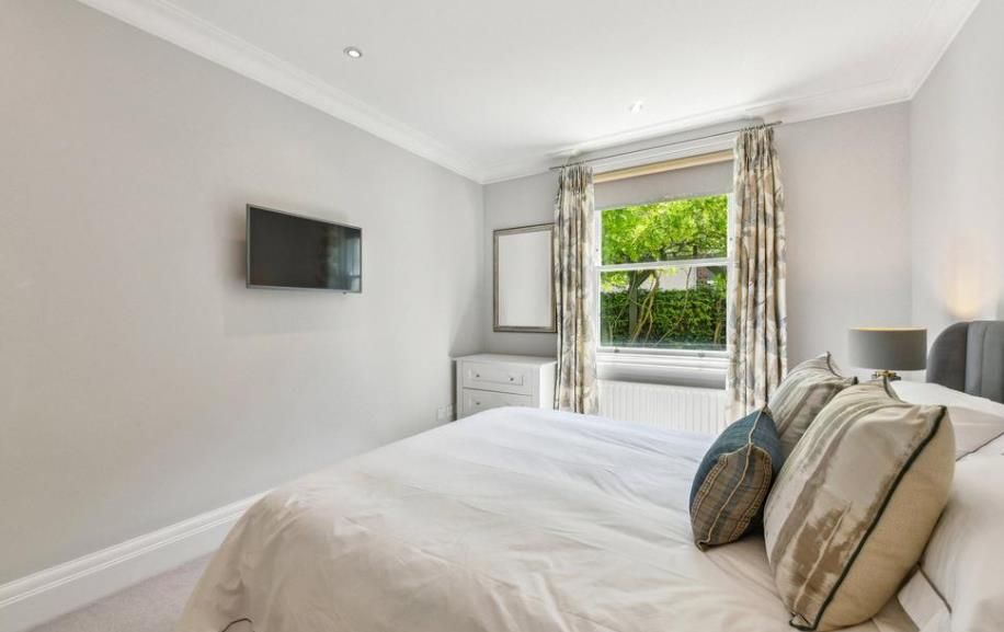 Property photo 2 of 4 72 Neville Court 2 27.10.Png