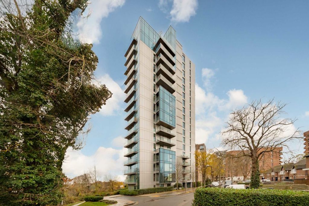 Property photo 1 of 9