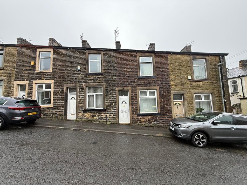 Property photo 1 of 19