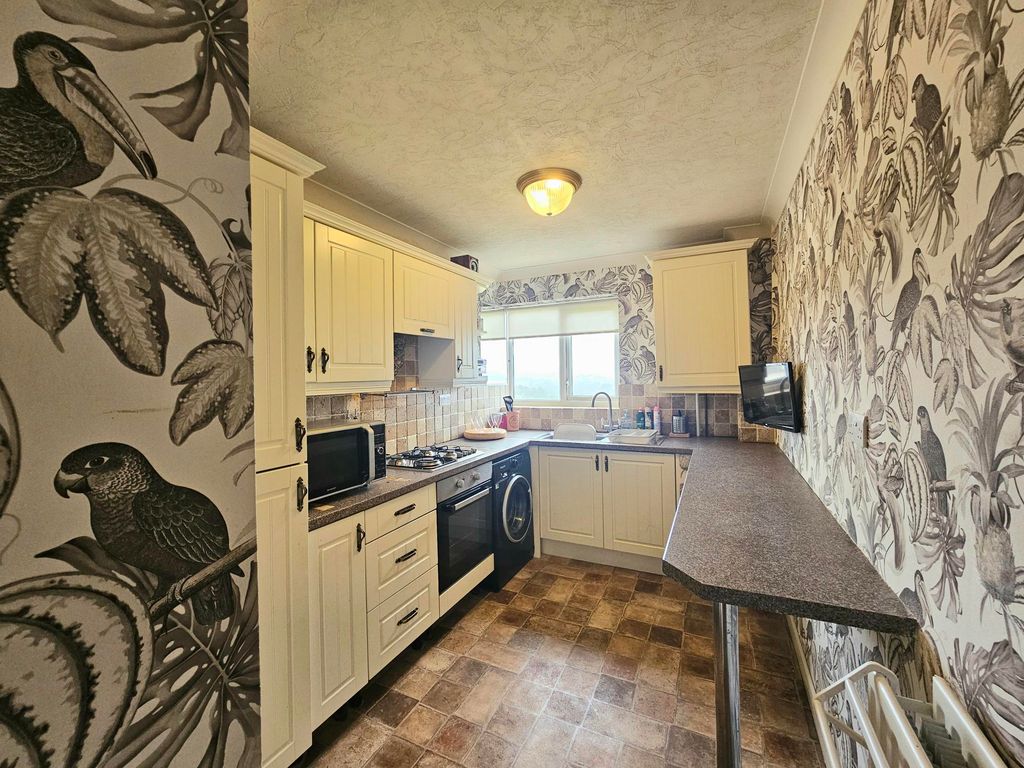 Property photo 3 of 9 Image