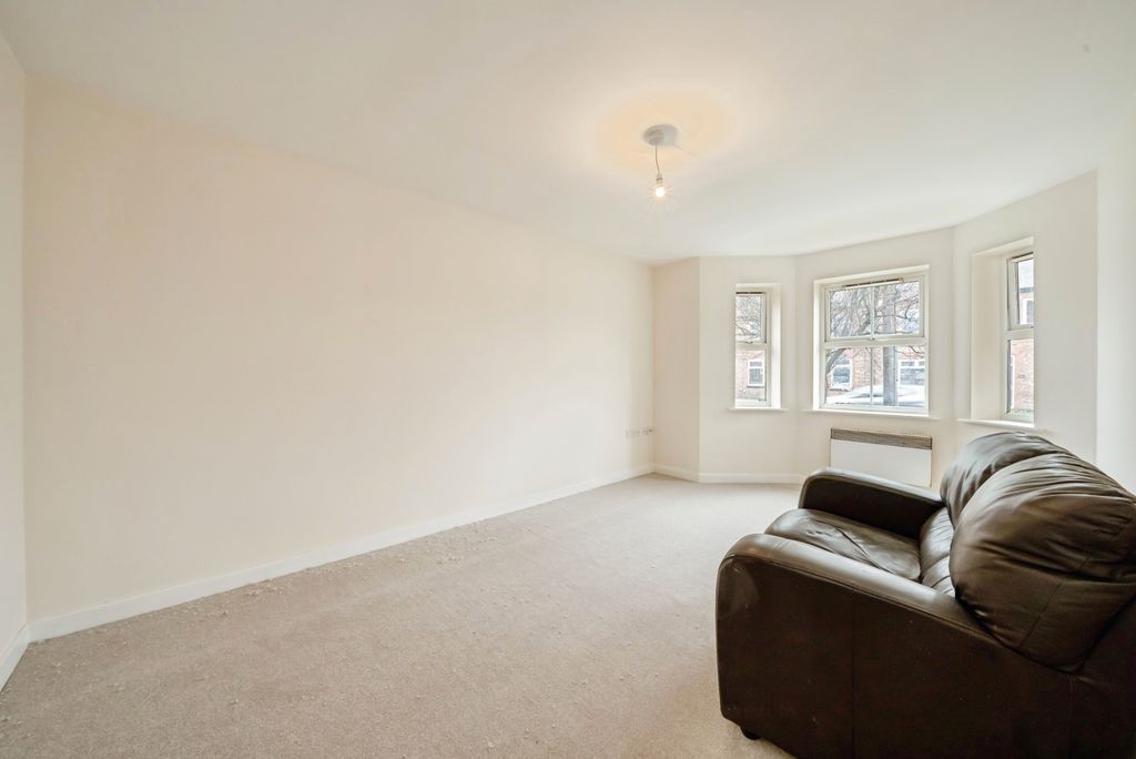 Property photo 3 of 9 Living Room