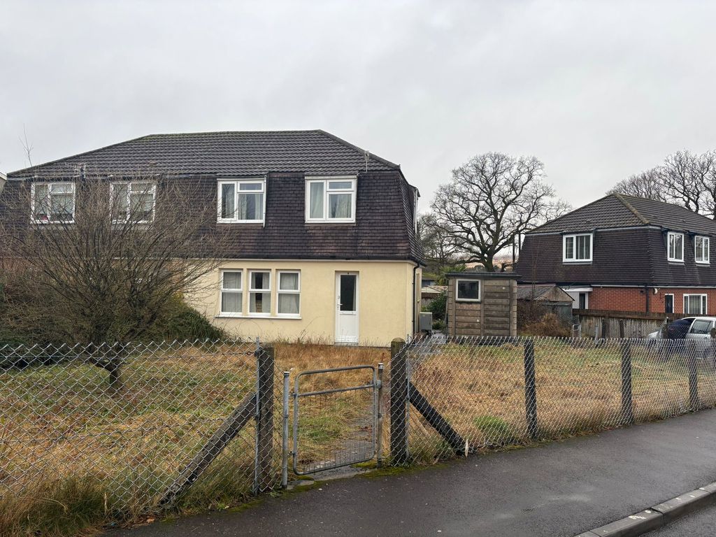 Property photo 1 of 12