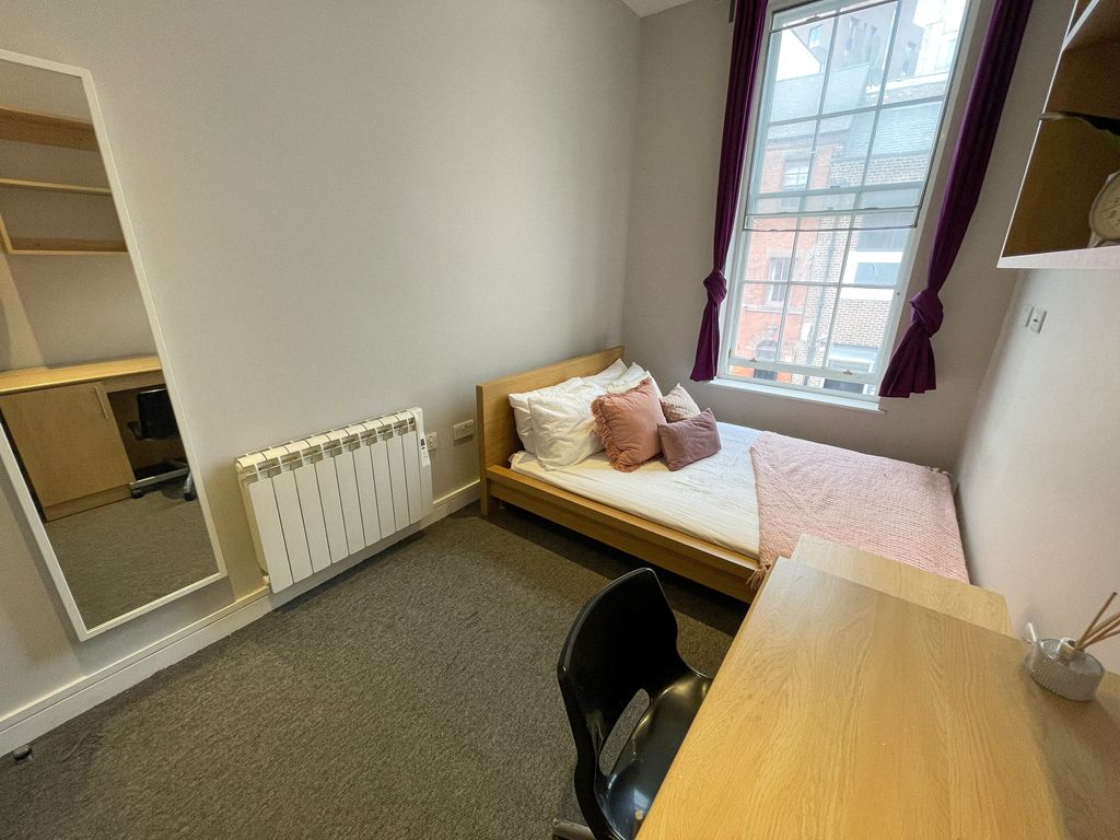 Property photo 2 of 5 6-File_006