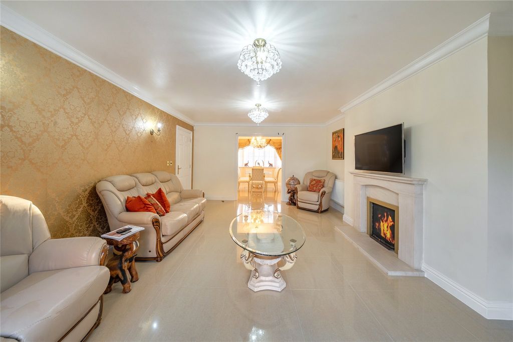 Additional image 28 of 6 bed country house for saleSandringham Drive, Dartford, Kent DA2