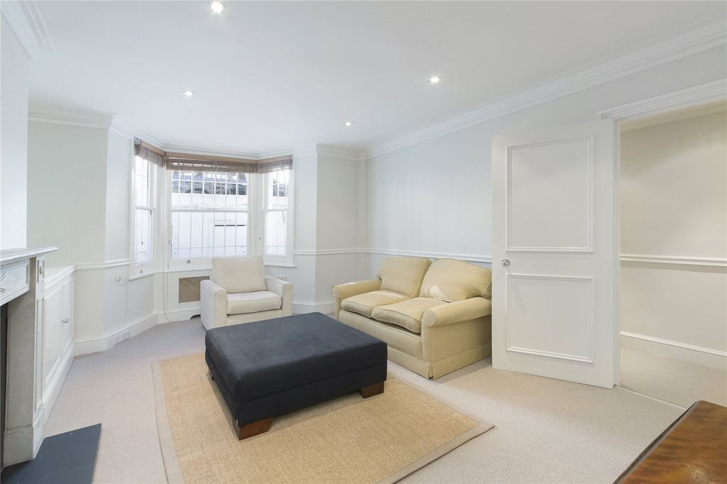 Property photo 1 of 7 Reception Room