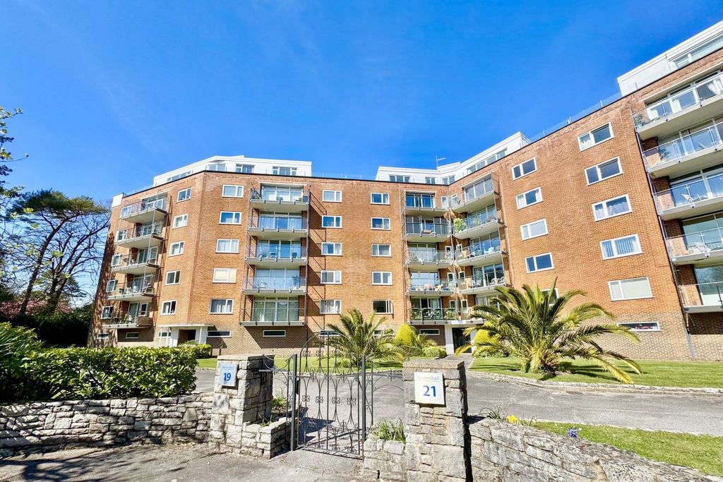 Additional image 28 of 3 bed flat for salePenthouse, West Cliff Road, West Cliff, Bournemouth BH4