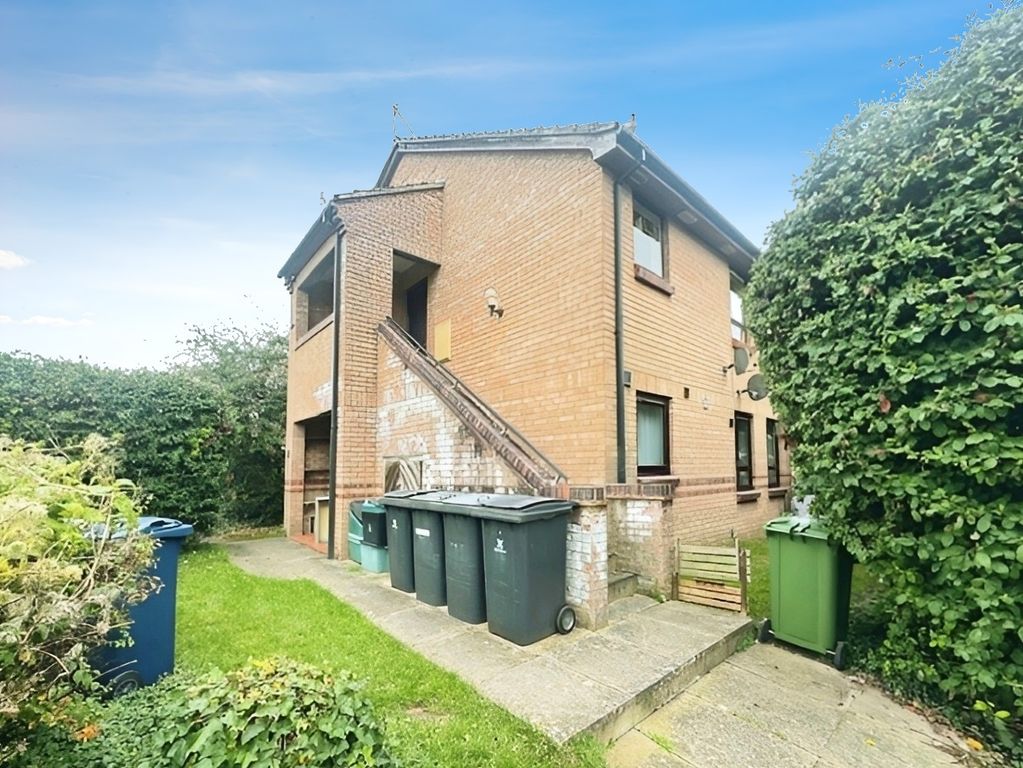 Property photo 1 of 4
