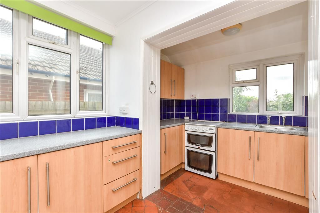 Property photo 3 of 14 Kitchen