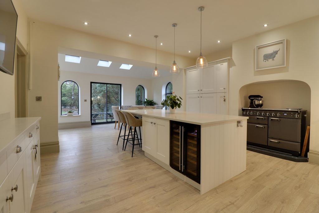 Property photo 2 of 37 Kitchen