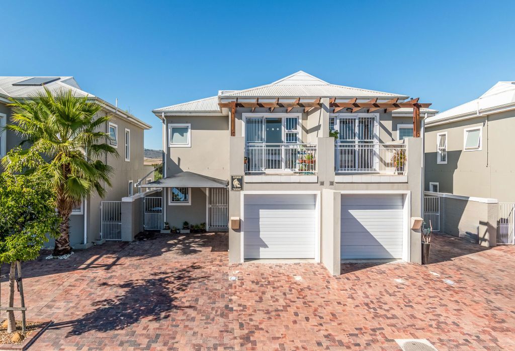 Property photo 1 of 24 1Bc1735469