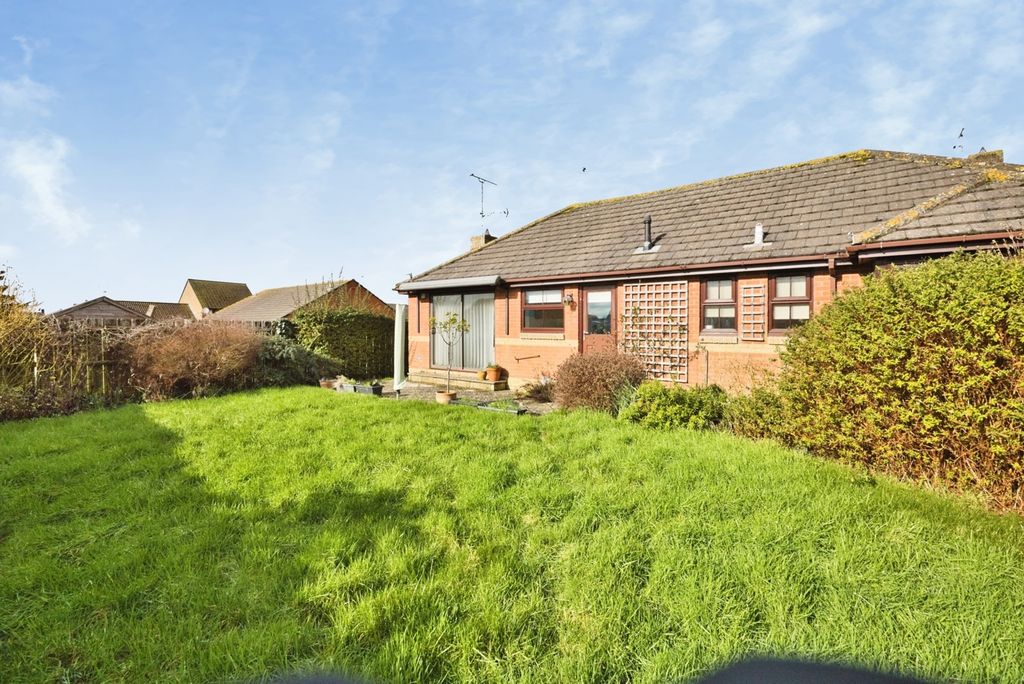 Property photo 1 of 18 Pbox-Img.Jpg