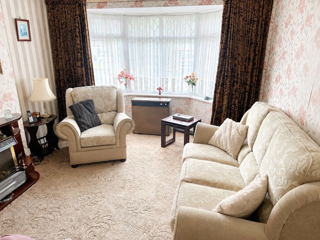 Property photo 3 of 19 Picture No. 04