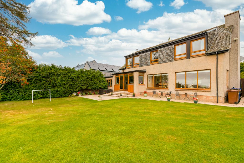 Property photo 1 of 25 Primary Property Image