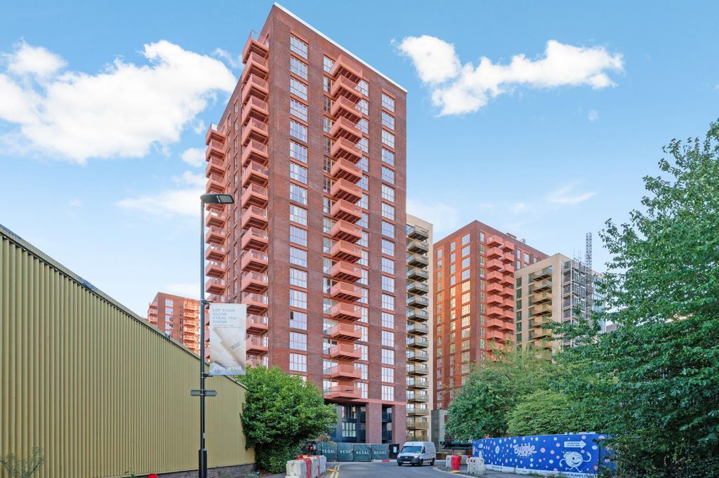 Property photo 3 of 3