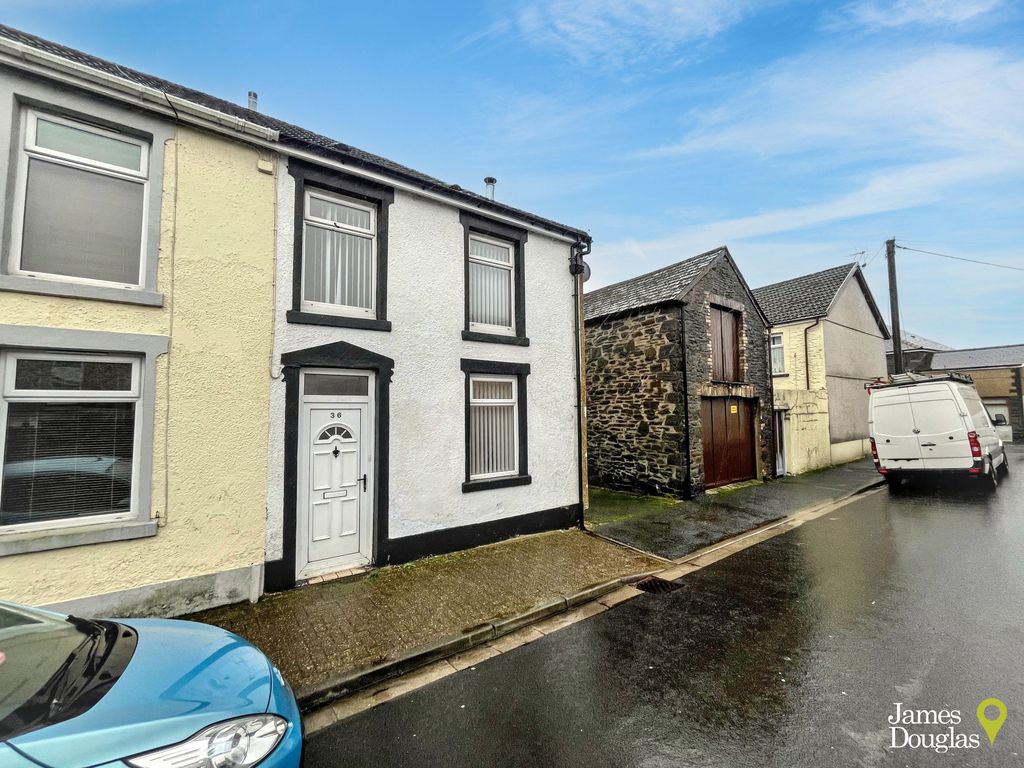 Property photo 1 of 20 Front1 (6)