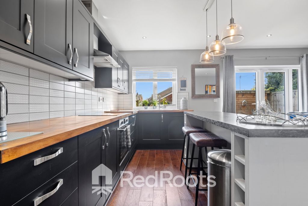 Property photo 1 of 22 5064861