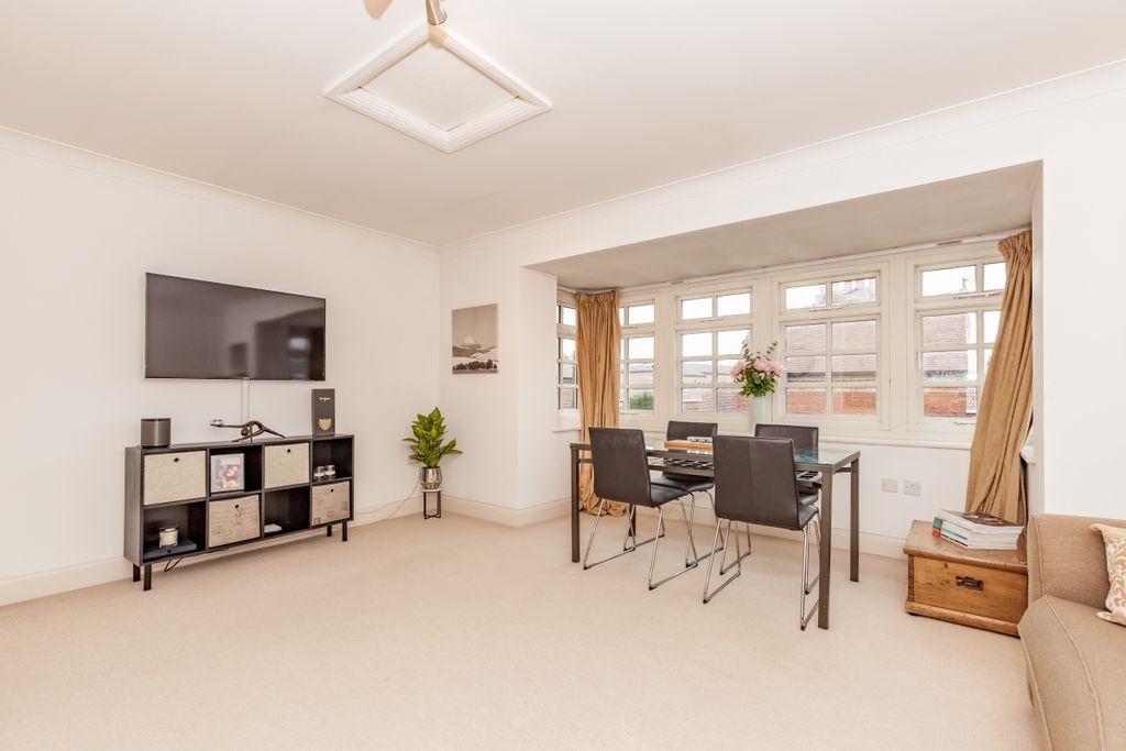 Property photo 3 of 6 120786