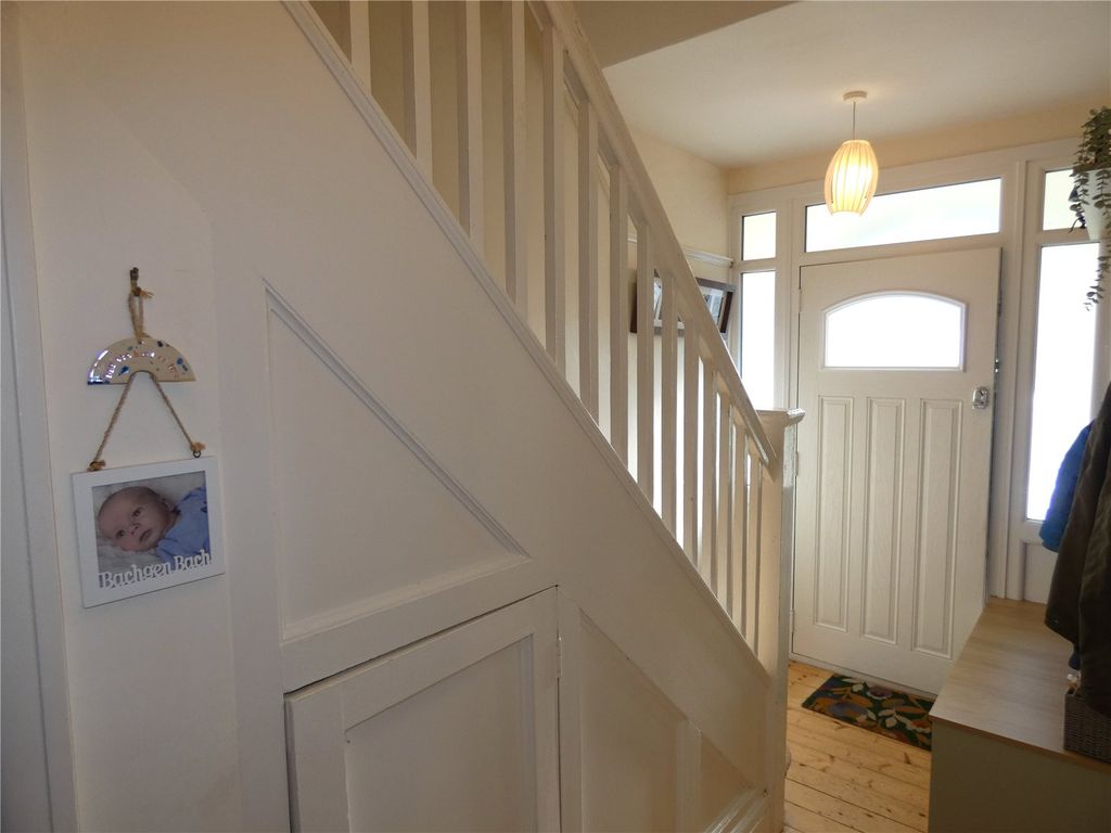Property photo 2 of 32 Picture No. 07