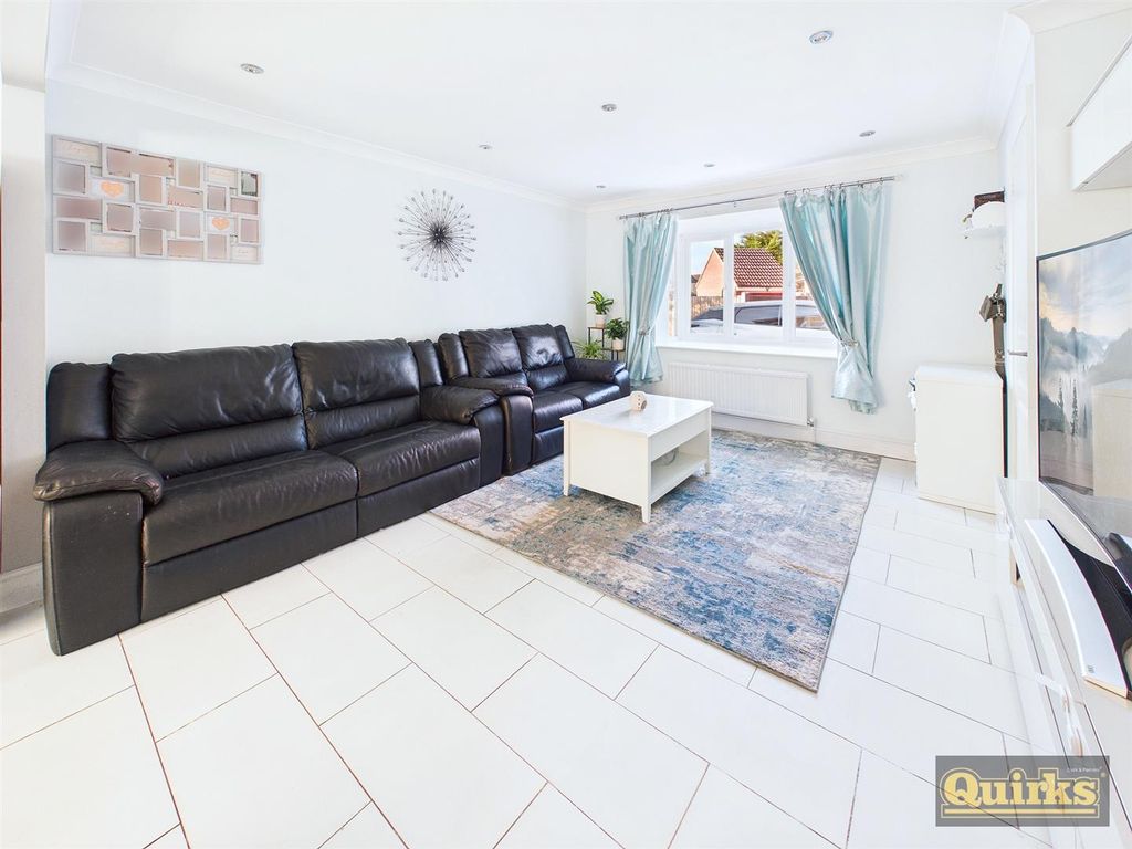Property photo 2 of 16 Cam02342G0-Pr0231-Still002.Jpg