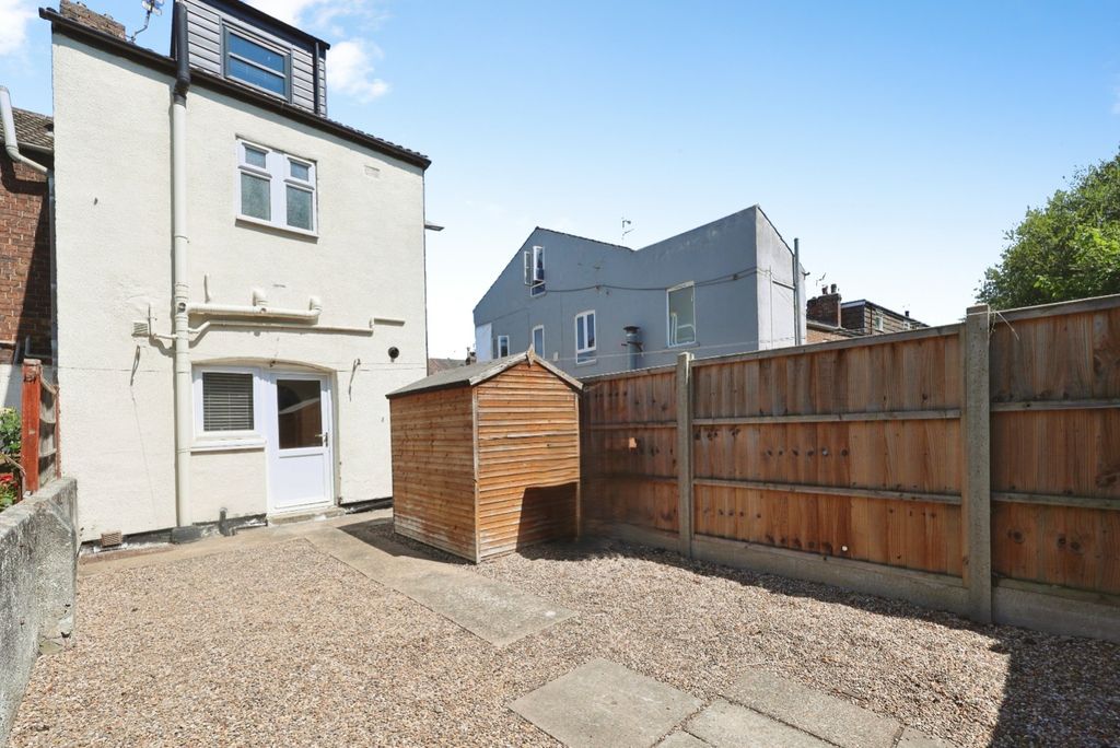Property photo 3 of 17 5324583