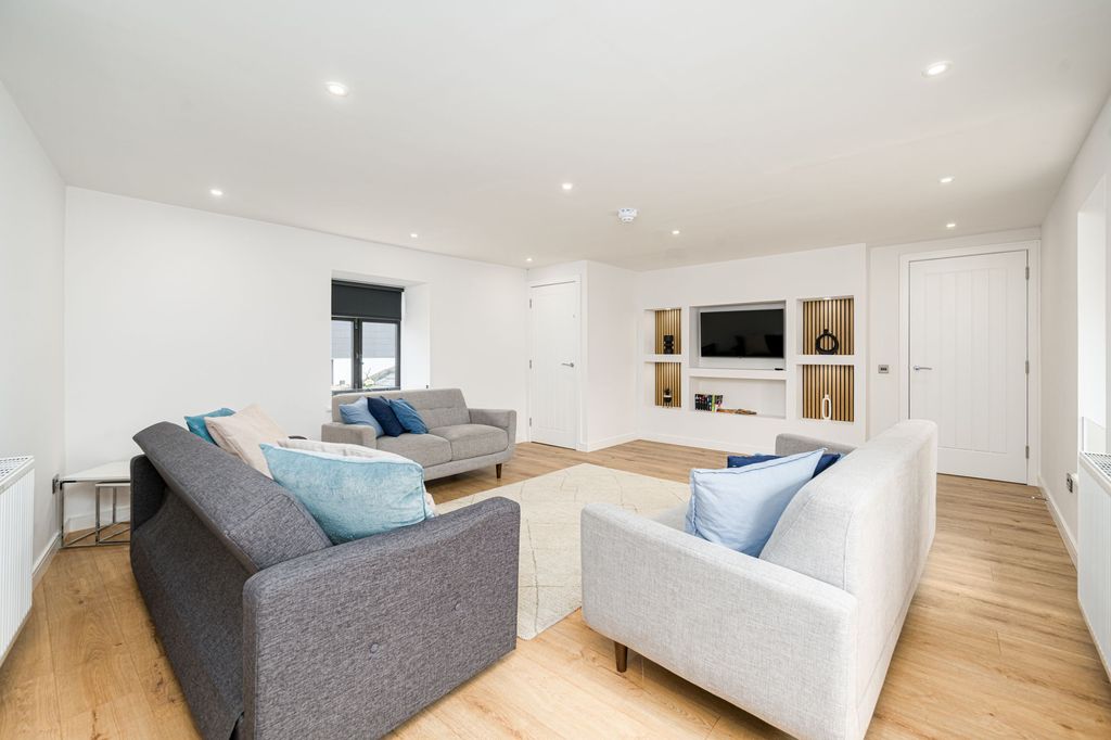 Additional image 10 of 4 bed semi-detached house for saleFlour Mill House, Broughty Ferry DD5