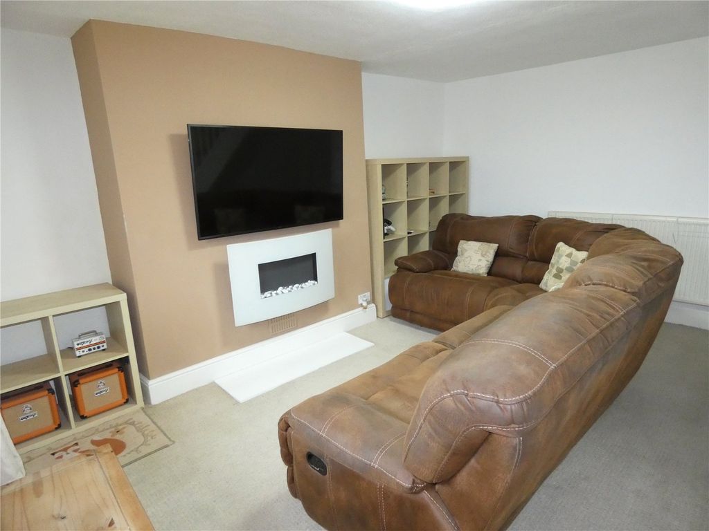 Property photo 2 of 12 Picture No. 02