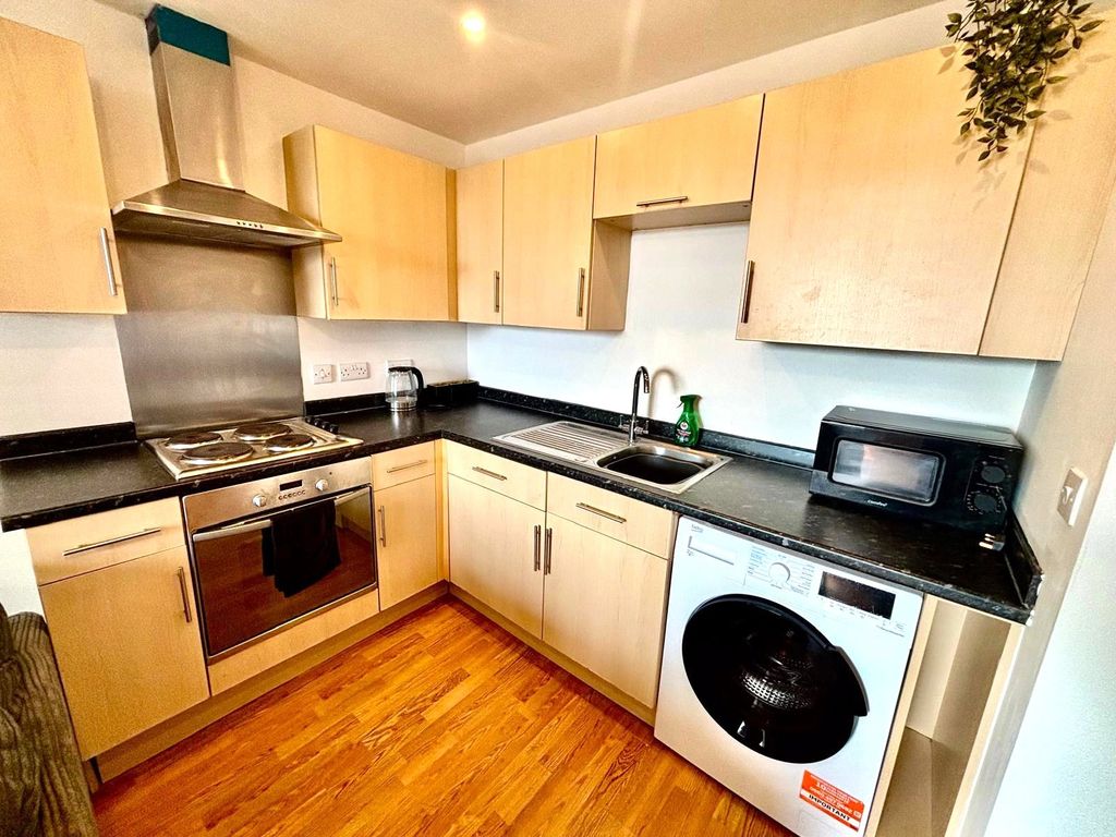 Property photo 3 of 11 Picture No. 06