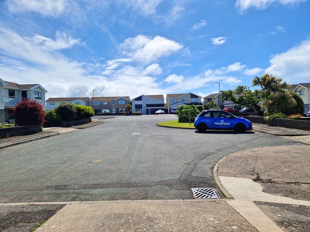 Property photo 3 of 40