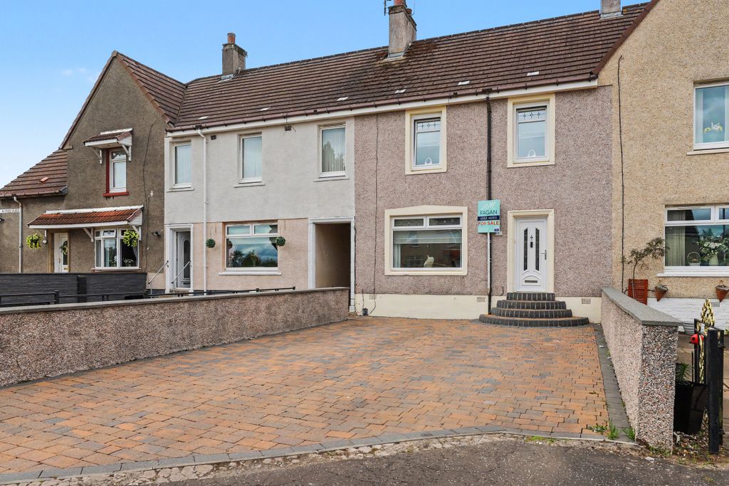 Property photo 1 of 40