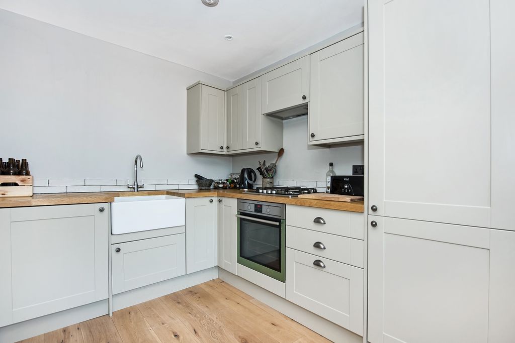 Property photo 3 of 5 Image