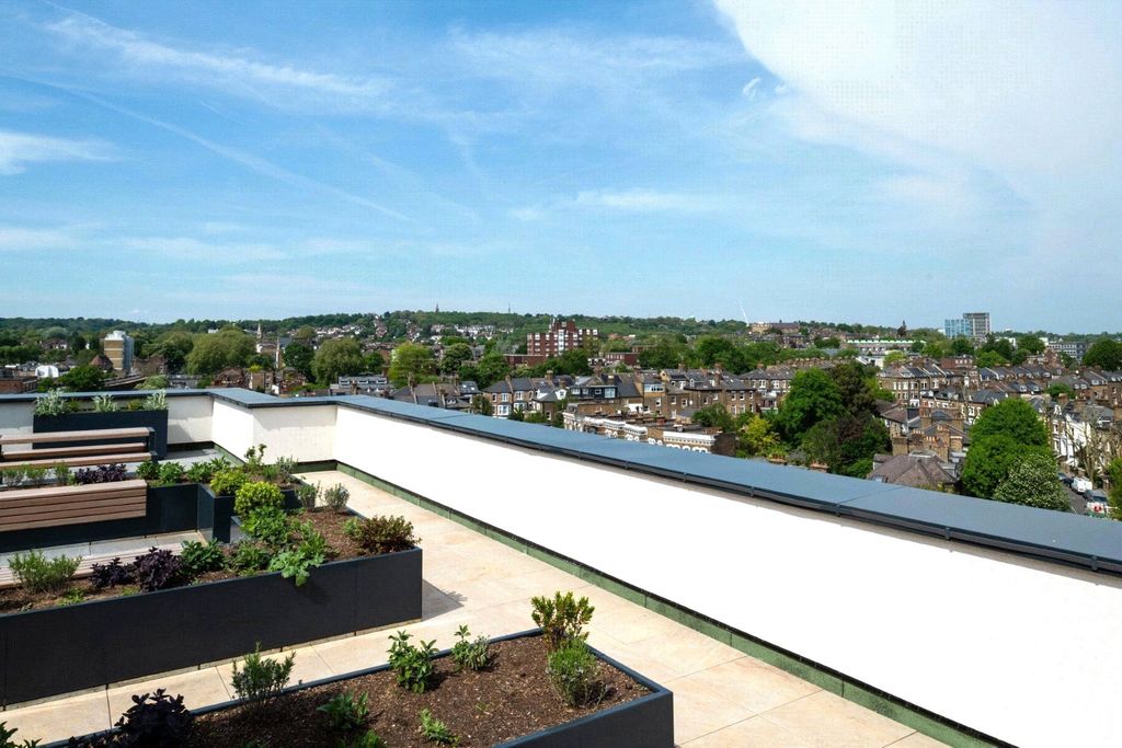 Property photo 3 of 9 Picture No. 04