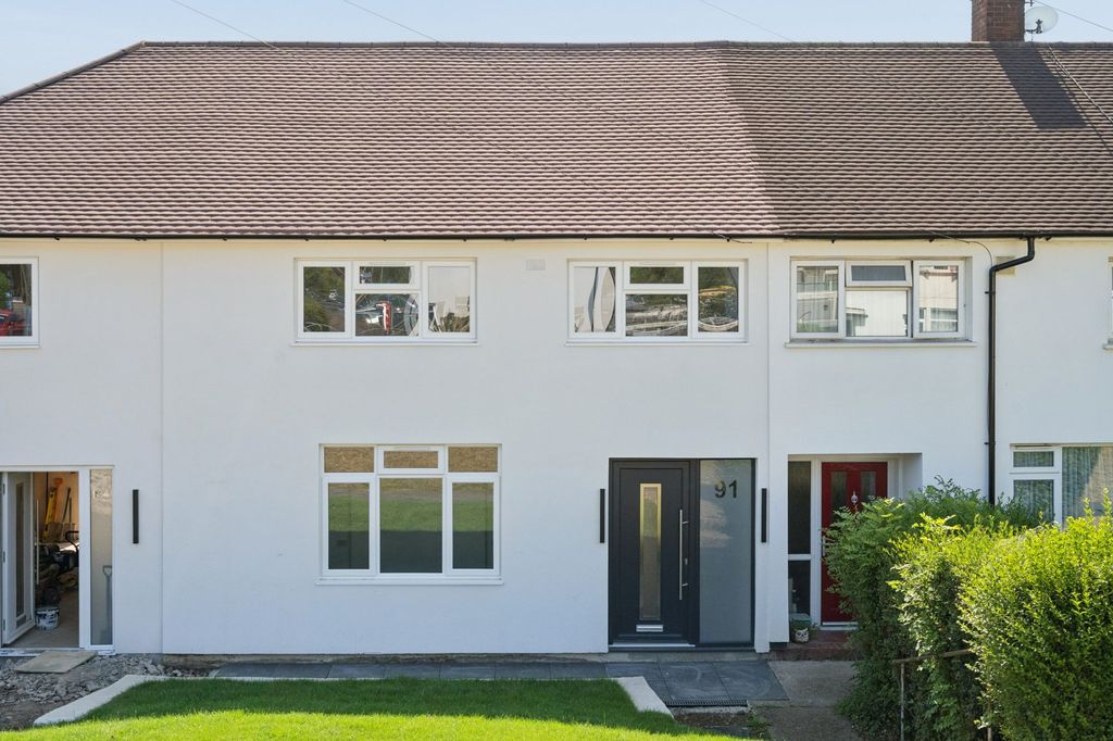 Property photo 1 of 26
