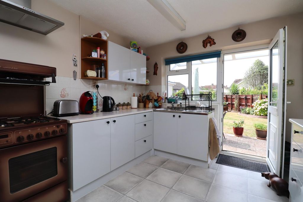 Property photo 2 of 36 Kitchen