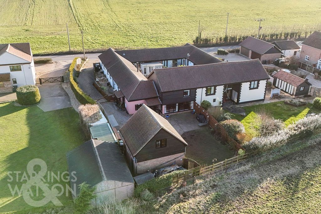 Property photo 1 of 26