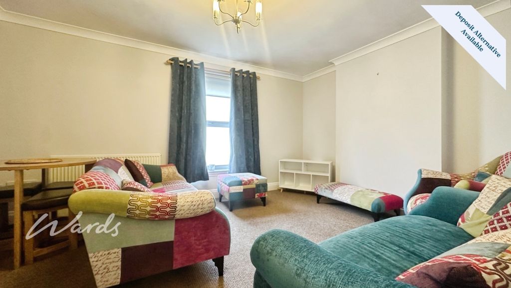 Property photo 2 of 13 Living/Dining Room