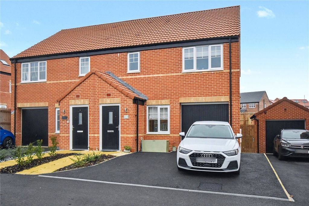 Property photo 1 of 18 Picture No. 02