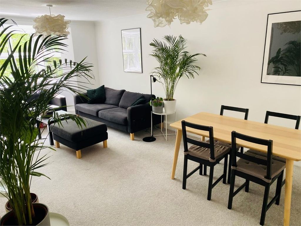 Property photo 2 of 10 2