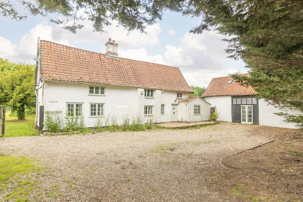 Property photo 1 of 23