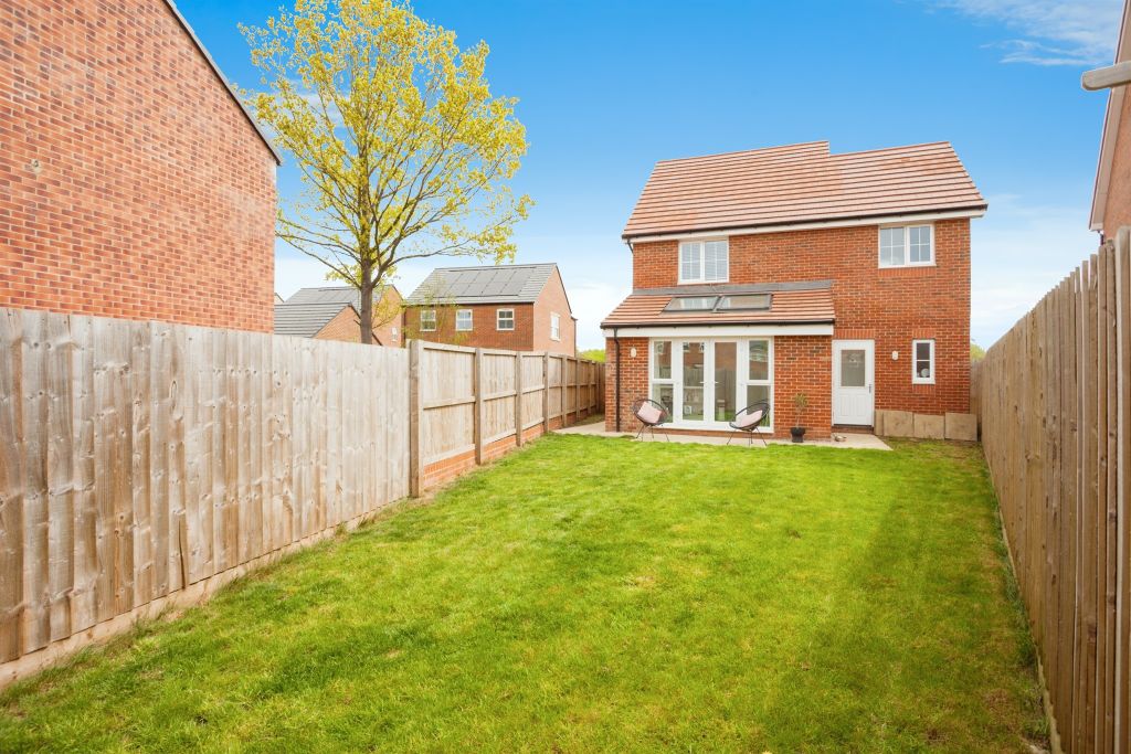 Property photo 2 of 17