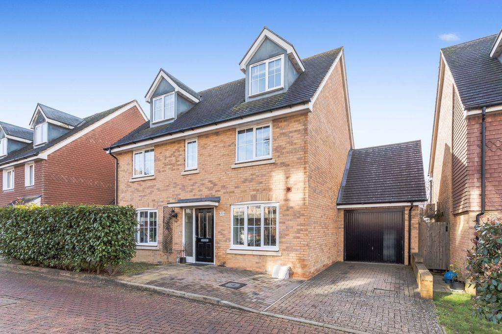 Property photo 1 of 23 Front