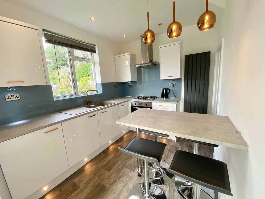 Property photo 2 of 12 Image