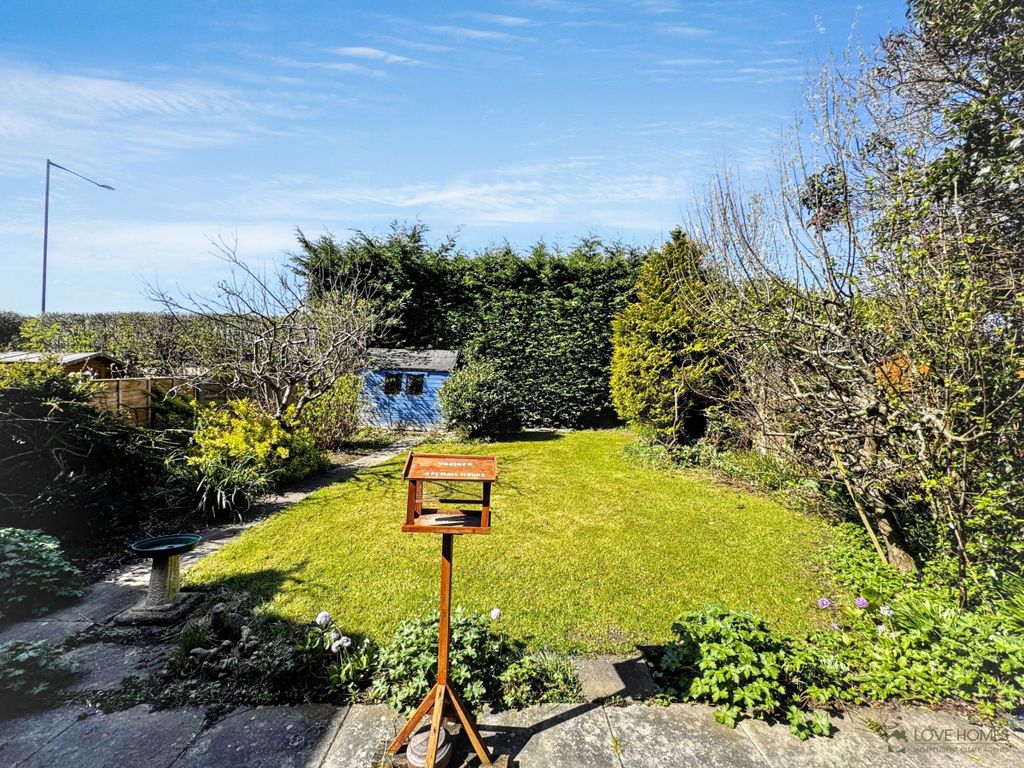 Property photo 3 of 16